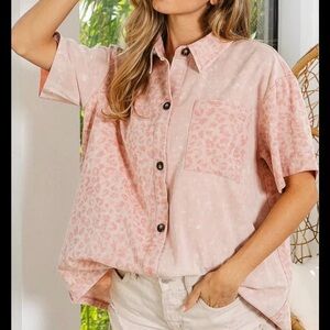 Entro Light Pink Animal Print Shirt Sz s